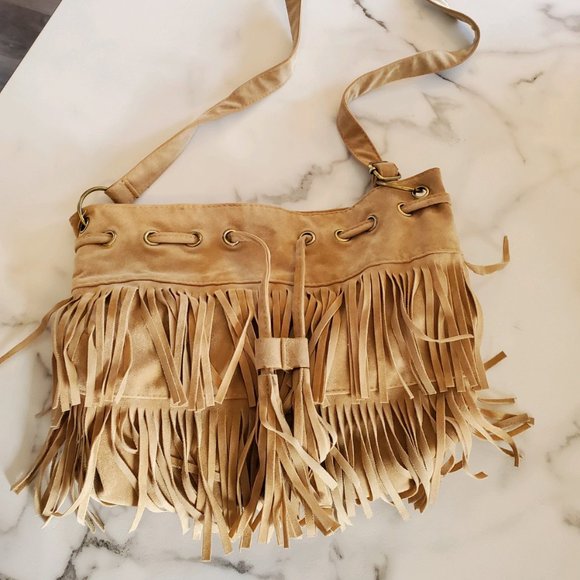 Fringe Purse - Picture 1 of 16